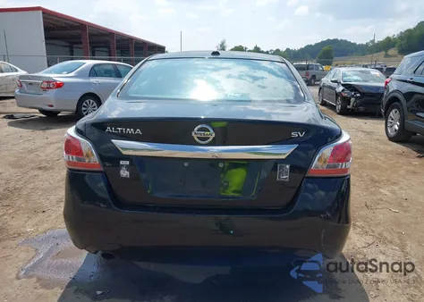 2015 Nissan Altima 2.5 Sv из США, поврежденный, VIN 1N4AL3AP1FC428679